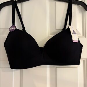 B.tempt’d Elegant Black Push-Up Bra